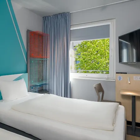 Ibis Budget Hamburg St Pauli Messe - Neu Renoviert Exterior photo